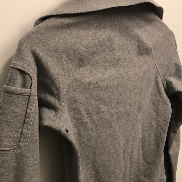 Vintage lululemon Sweater - Picture 7 of 8